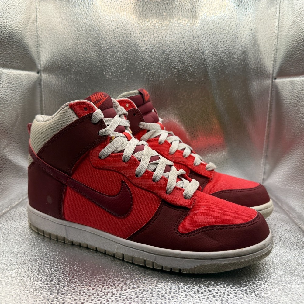 Size 8 Nike Dunk High Hyper Red Mens Lace-Up Athletic Sneaker Shoes 317982-612